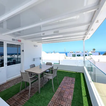 Holiday home Sea Of Lava- Sea View Puerto del Carmen (Lanzarote)